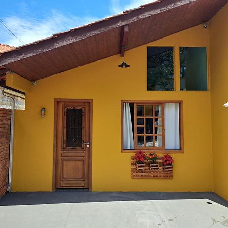 Casa 2 Quartos Бомбиньяс Экстерьер фото
